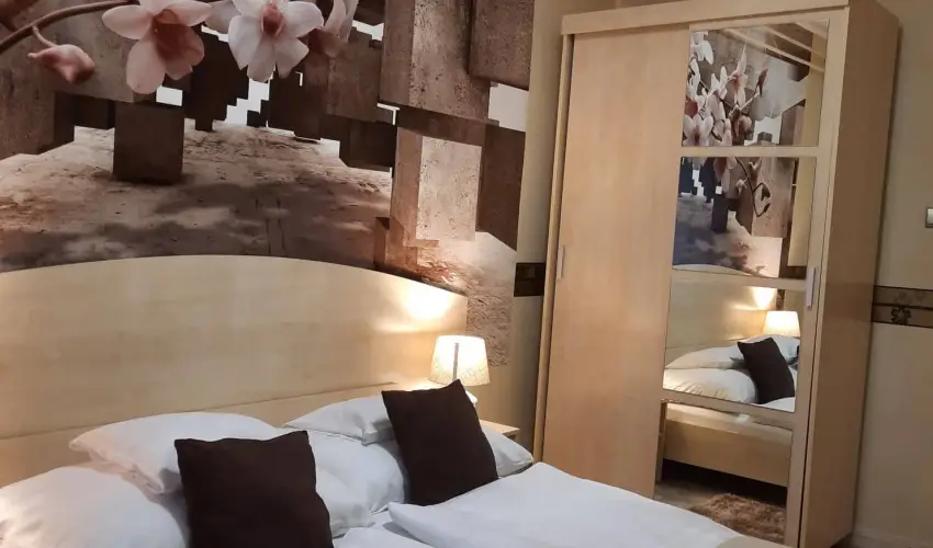 Kk Laguna Wellness Apartmanok Egerszalk - Oktber 23. (min. 3 j)