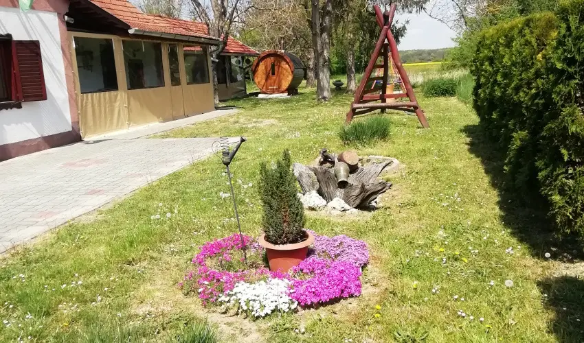 Kerka Vendghz Csesztreg - Oktber 23. (min. 2 j)