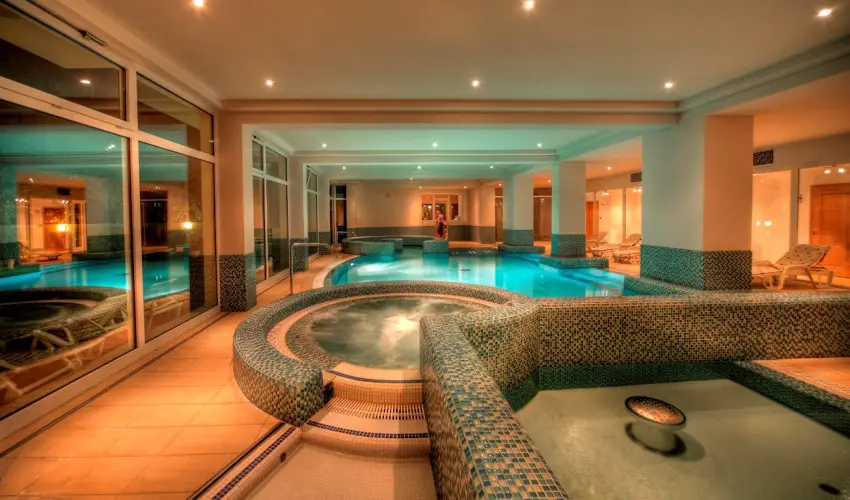 Kt Korona Konferencia & Wellness Hotel Balatonszrsz - Oktber 23.