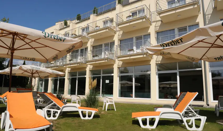 Kt Korona Konferencia & Wellness Hotel Balatonszrsz - Oktber 23.