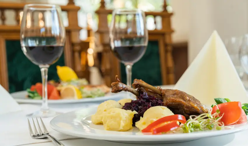 Kikelet Club Hotel Miskolctapolca - Okt�ber 23. (min. 2 �j)