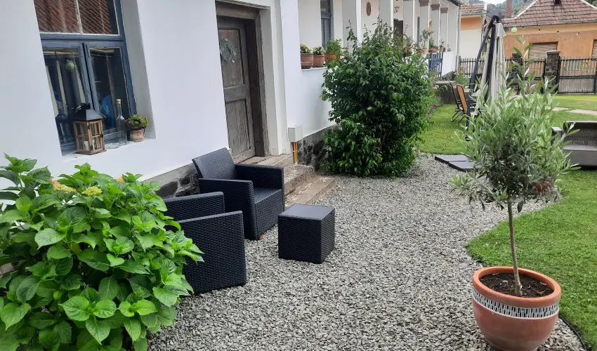 Kiskilenc Vendghz Szarvask - Oktber 23. (min. 2 j)