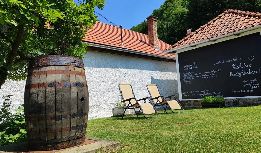 Kiskilenc Vendghz Szarvask - Oktber 23. (min. 2 j)