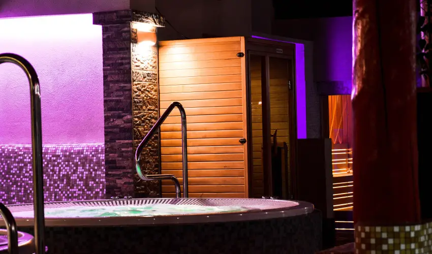 Kkapu Vadszkastly s Hotel & Apartments Nagyhuta - Oktber 23. (min. 2 j)