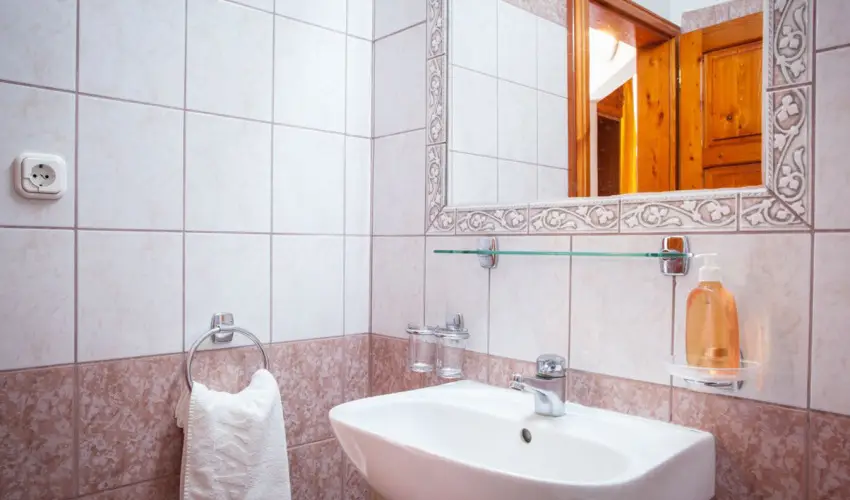 Kkapu Vadszkastly s Hotel & Apartments Nagyhuta - Oktber 23. (min. 2 j)