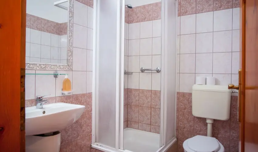 Kkapu Vadszkastly s Hotel & Apartments Nagyhuta - Oktber 23. (min. 2 j)