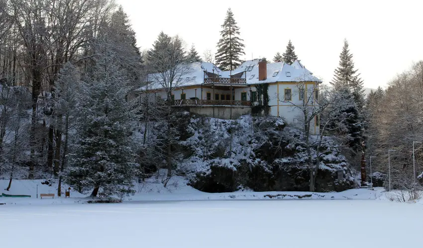 Kkapu Vadszkastly s Hotel & Apartments Nagyhuta - Oktber 23. (min. 2 j)