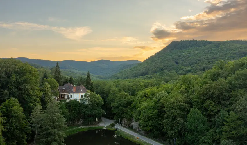 Kkapu Vadszkastly s Hotel & Apartments Nagyhuta - Oktber 23. (min. 2 j)