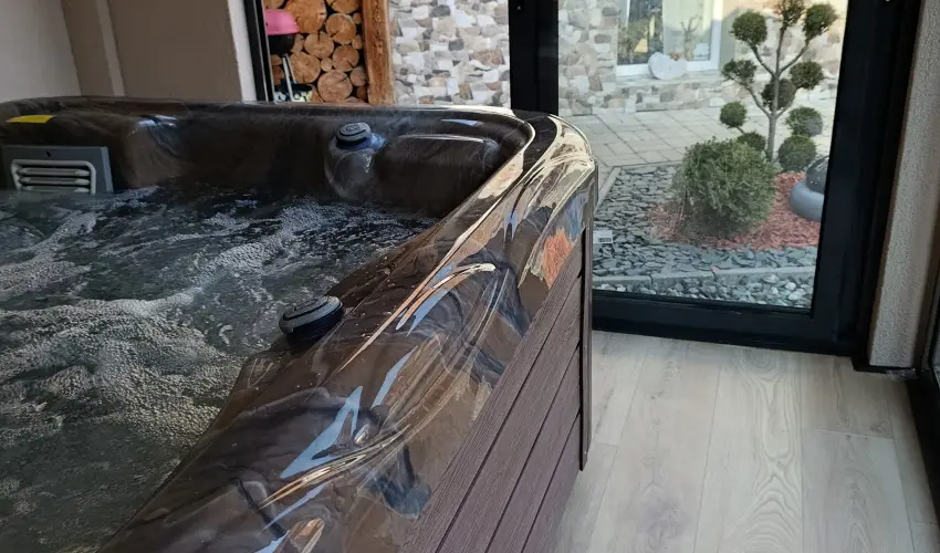 K�kert Pihen�h�z K�szeg - Okt�ber 23. (min. 2 �j)