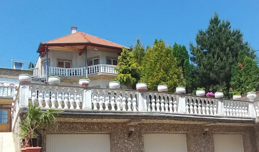 Kristly Apartman Hvz - Oktber 23. (min. 2 j)