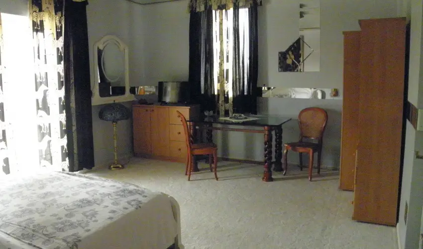 Kristly Apartman Hvz - Oktber 23. (min. 2 j)