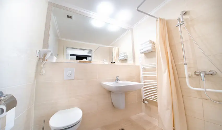 Kristly Imperial Hotel Tata - Oktber 23. 