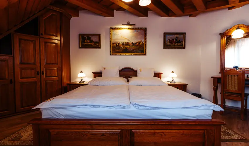 Kulacs Csrda & Panzi Eger - Oktber 23. (min. 2 j)