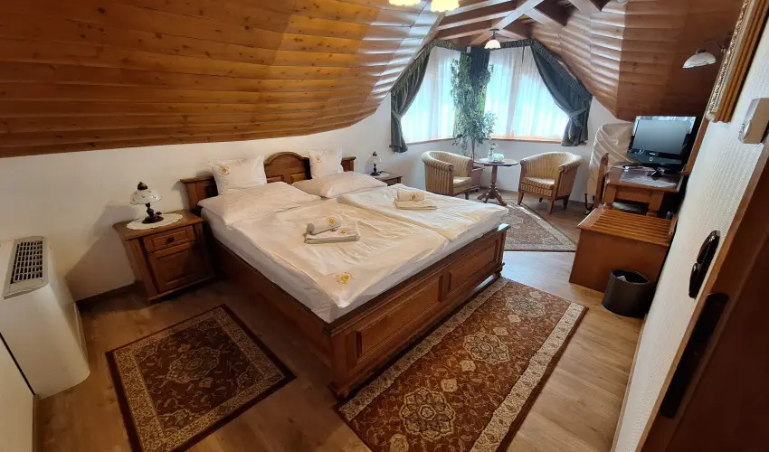 Kulacs Csrda & Panzi Eger - Oktber 23. (min. 2 j)