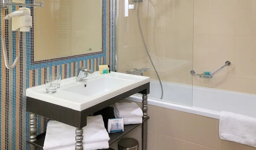 La Prima Fashion Hotel Budapest - Oktber 23. - teljes elrefizetssel