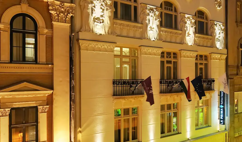 La Prima Fashion Hotel Budapest - Oktber 23. - teljes elrefizetssel