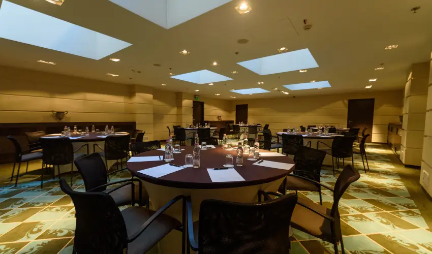 La Prima Fashion Hotel Budapest - Oktber 23. - teljes elrefizetssel