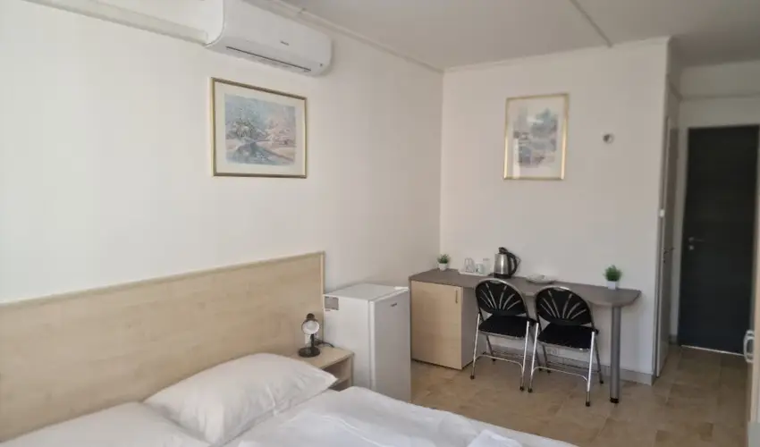 Lencs�s Apartmanh�z Apartmanok Sopron - Okt�ber 23-i Hossz� H�tv�ge Sopronban