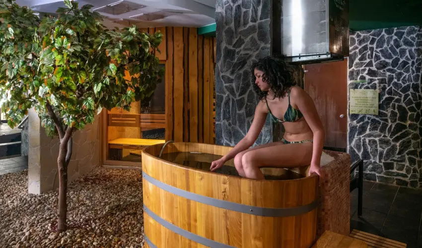 Lifestyle Hotel Mtra Mtrahza - Oktber 23.