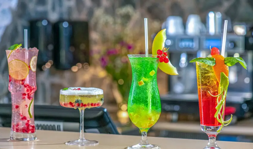 Lifestyle Hotel Mtra Mtrahza - Oktber 23.