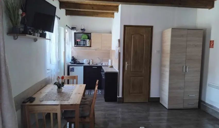 Lilla Apartmanhzak Szilvsvrad - Oktber 23. (min. 2 j)