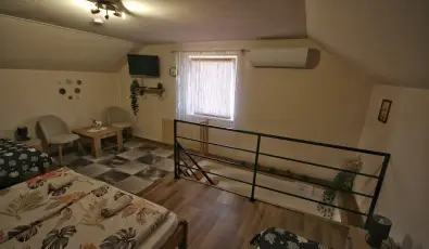 Lilla Apartmanh�zak Szilv�sv�rad