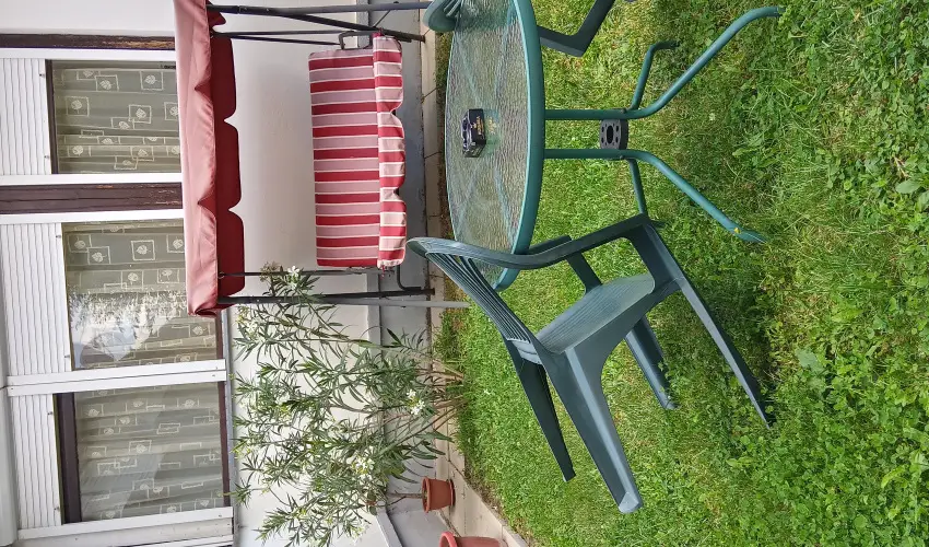 Liza Apartman Gyula - Oktber 23. (min. 2 j)