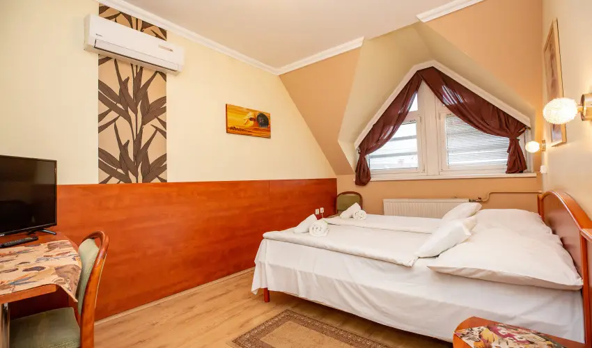 Major Panzi & tterem Hajdszoboszl - Oktber 23.