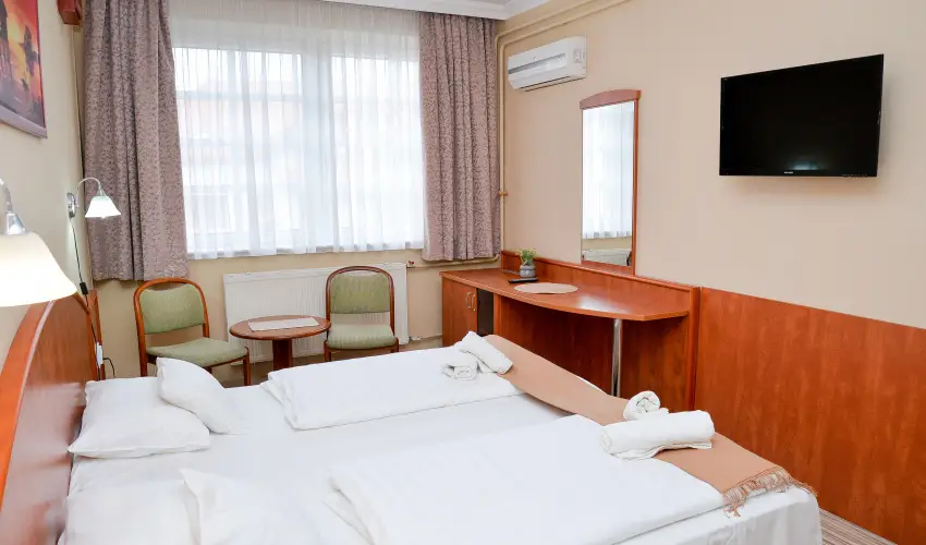 Major Panzi� & �tterem Hajd�szoboszl� - Okt�ber 23.