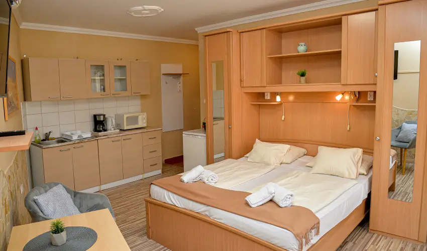 Major Panzi� & �tterem Hajd�szoboszl� - Okt�ber 23.