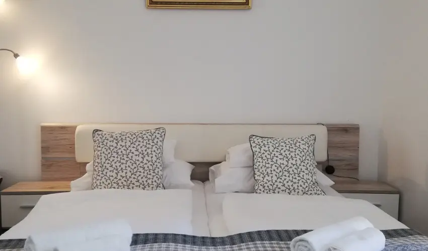 Malom-t Vendghz Tapolca - Oktber 23.