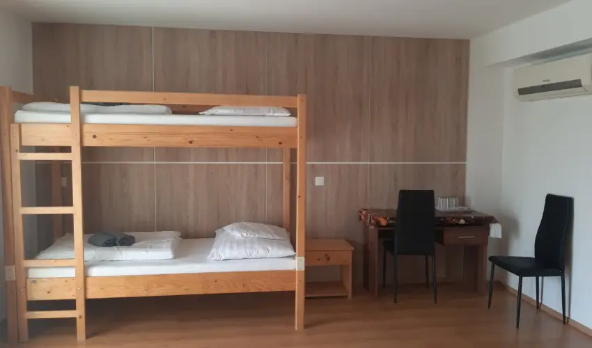 Margarta Apartmanhz Bogcs - Oktber 23. 