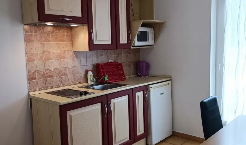 Margarta Apartmanhz Bogcs - Oktber 23. 