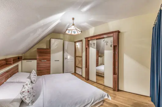 M�ria Apartmanok - Okt�ber 23. (min. 2 �j)