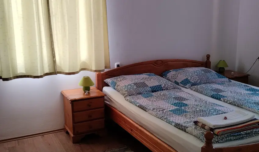 Mrki Vendghz Mrk - Oktber 23. (min. 2 j)