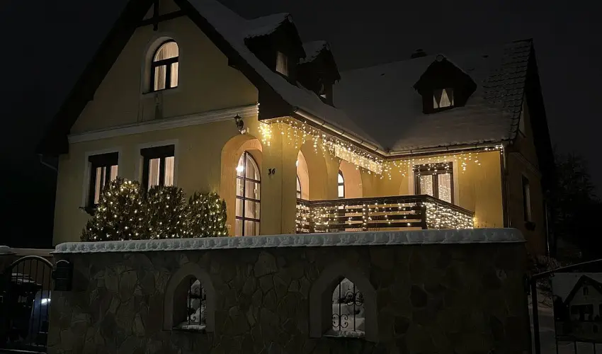 M�rk�i Vend�gh�z - kapu a Bakonyra M�rk� - Okt�ber 23. (min. 2 �j)