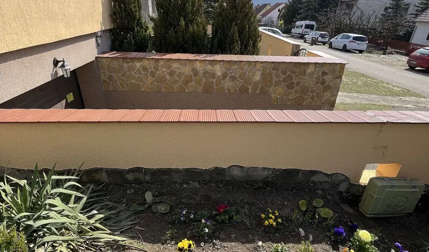 M�rk�i Vend�gh�z - kapu a Bakonyra M�rk� - Okt�ber 23. (min. 2 �j)