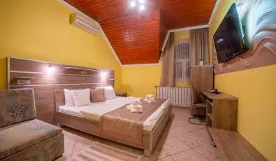 Mrvny Panzi Hajdszoboszl