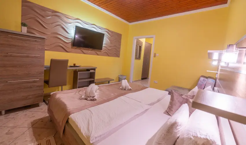 Mrvny Panzi Hajdszoboszl - Oktber 23. (min. 3 j)