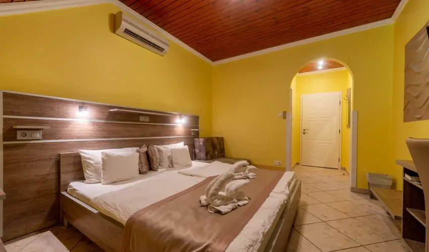 Mrvny Panzi Hajdszoboszl - Oktber 23. (min. 3 j)