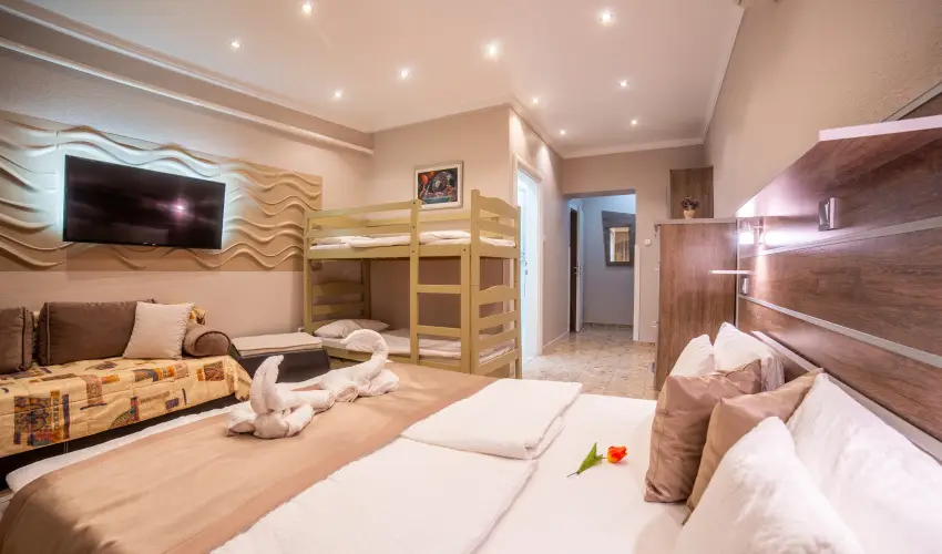 Mrvny Panzi Hajdszoboszl - Oktber 23. (min. 3 j)