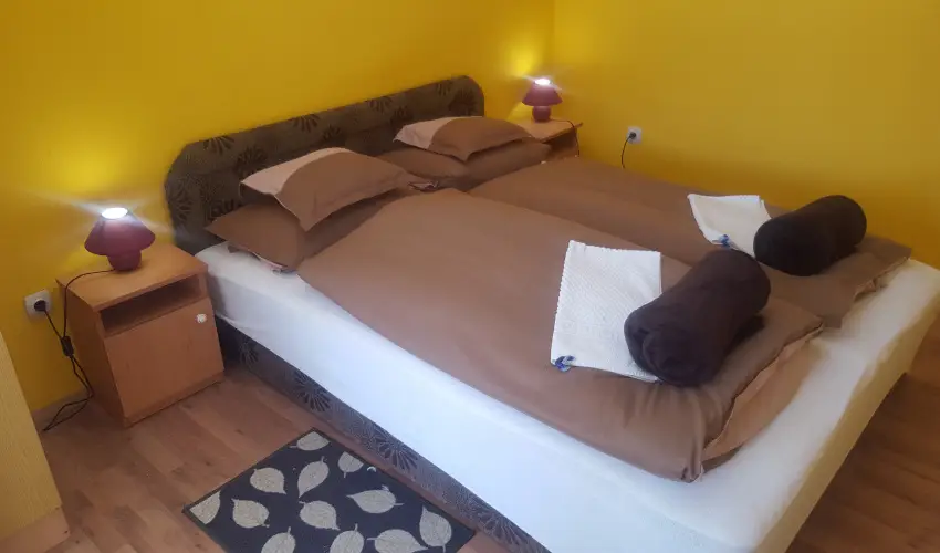 Mary Apartman Hajdszoboszl - Oktber 23. (min. 2 j)