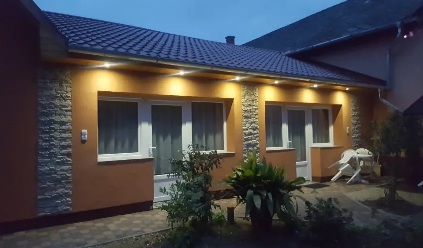 Mary Apartman Hajdszoboszl - Oktber 23. (min. 2 j)