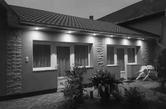 Mary Apartman - Oktber 23. (min. 2 j)