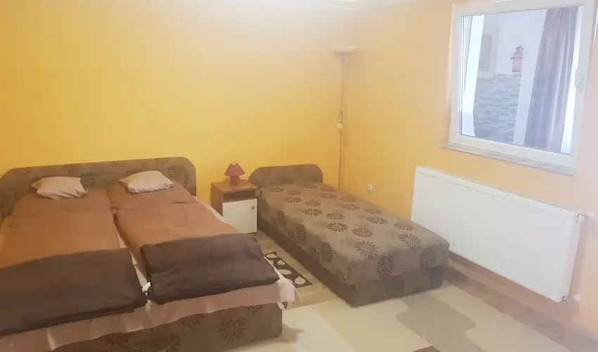 Mary Apartman Hajdszoboszl - Oktber 23. (min. 2 j)