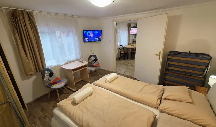 Mary Apartman Hajd�szoboszl� - Okt�ber 23. (min. 2 �j)