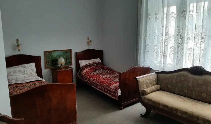 Meller Kastly Villa Csurg - Oktber 23.