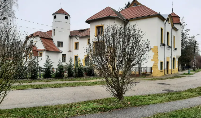 Meller Kastly Villa Csurg - Oktber 23.