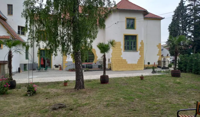 Meller Kastly Villa Csurg - Oktber 23.