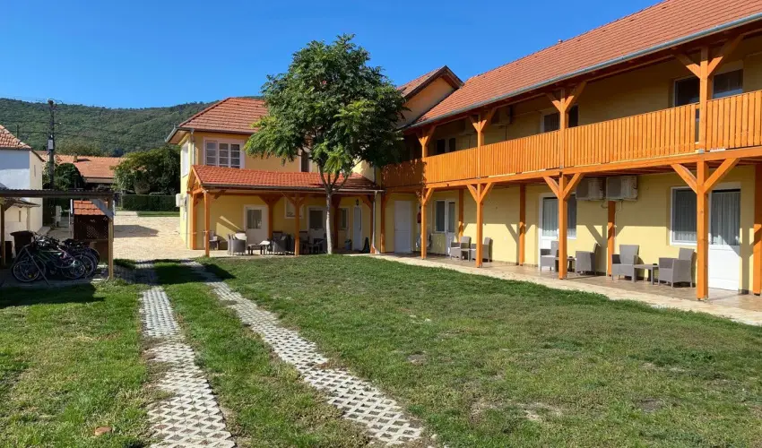Montana Vendégház Balatonederics - Október 23.